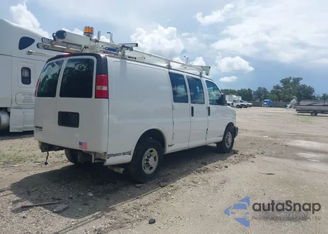 2016 Chevrolet Express 2500 Work Van из США, поврежденный, VIN 1GCWGAFF5G1334018